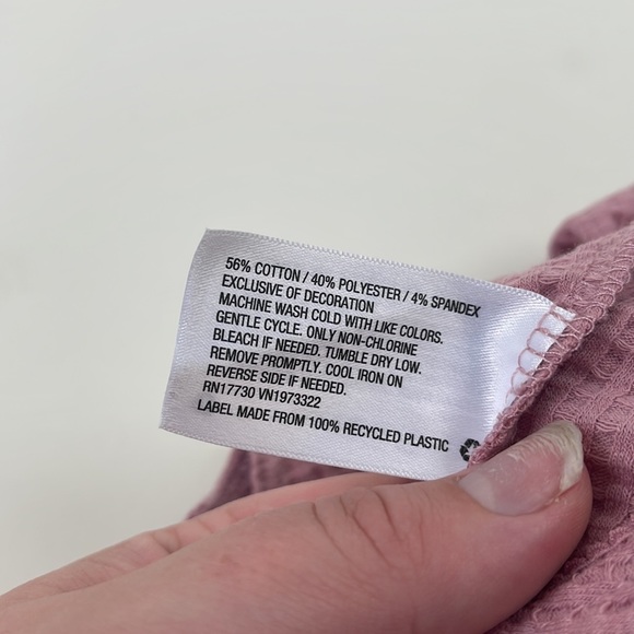 Wild Fable Lightweight Bodysuit Tank V-neck Waffle Texture Women's Size S Pink - Picture 9 of 9